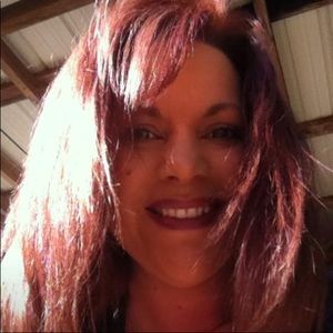 Meet your Posher, Kendra